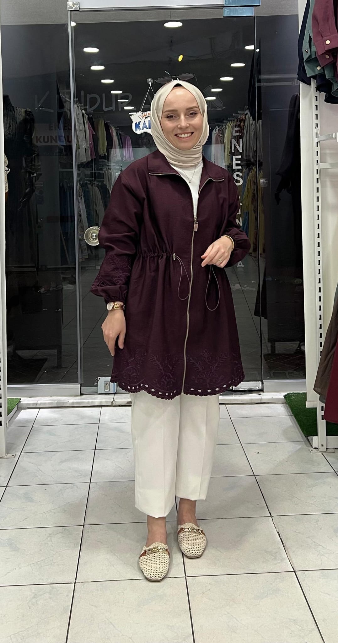 dantel işlemeli kap