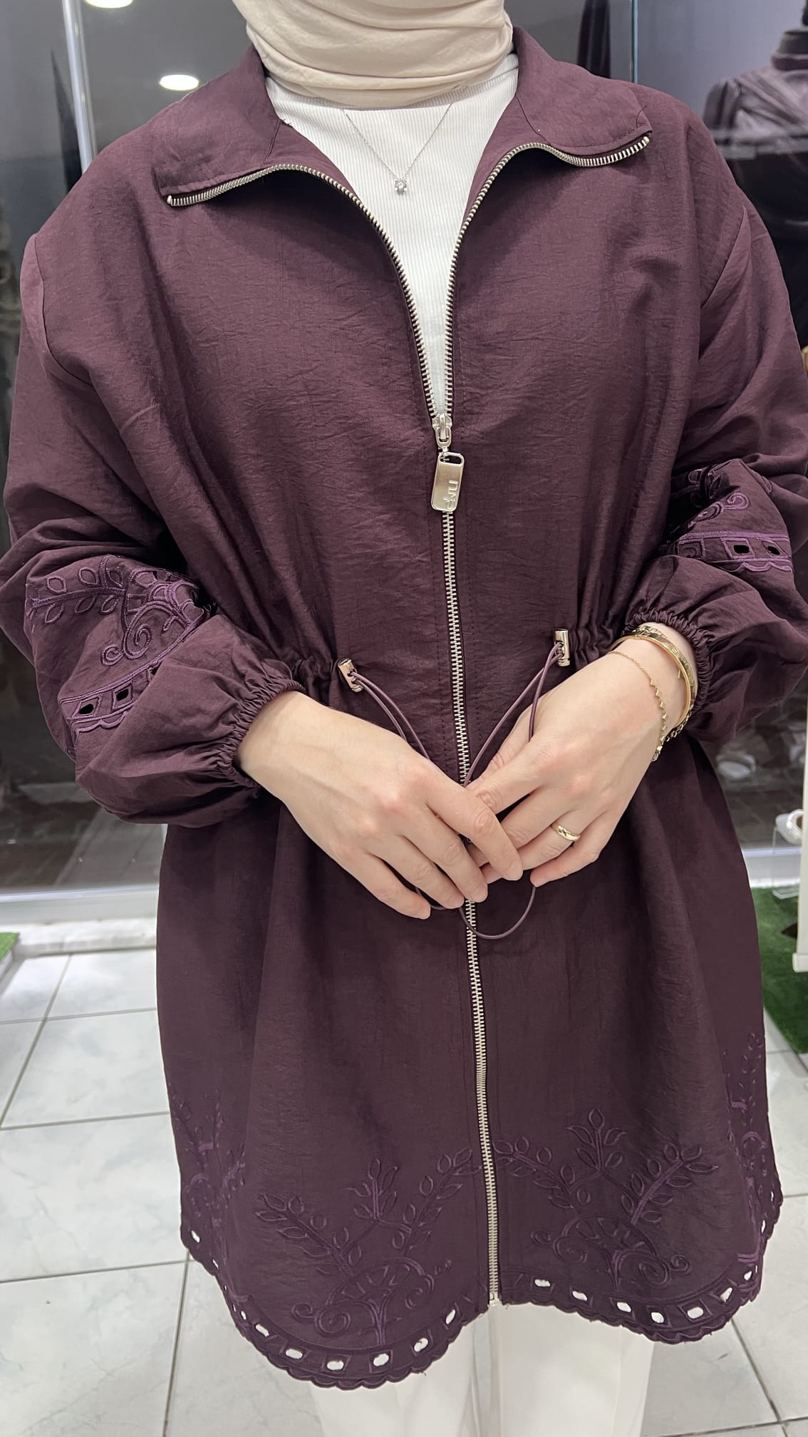 dantel işlemeli kap