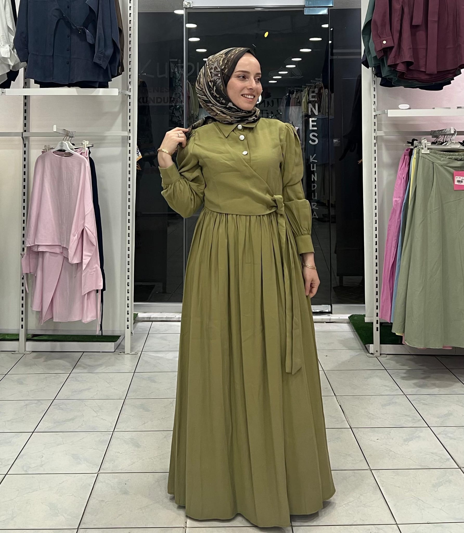 yandan bağlamalı tensel elbise