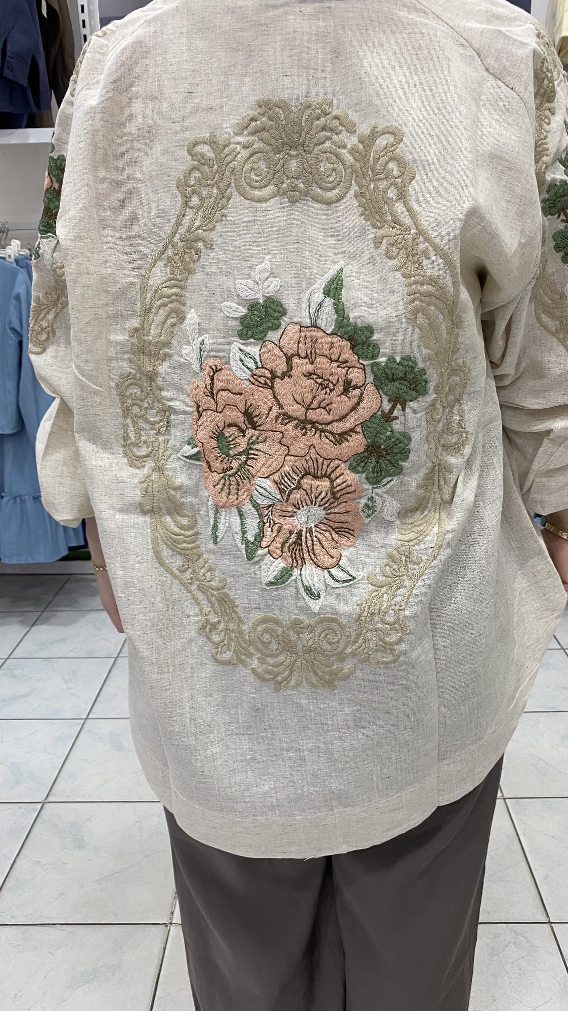 gül nakışlı kimono