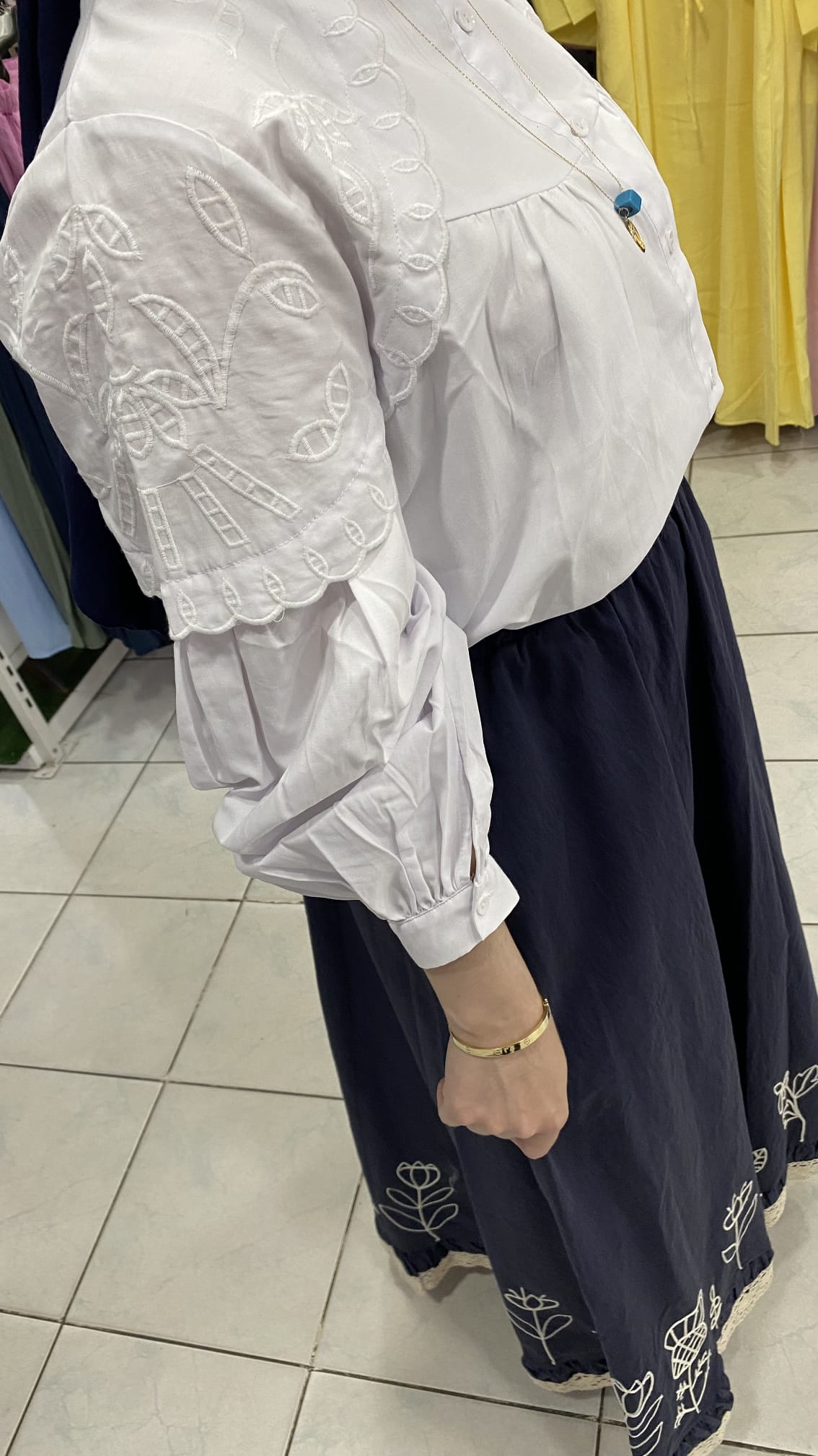 nakışlı etek üstü gömlek